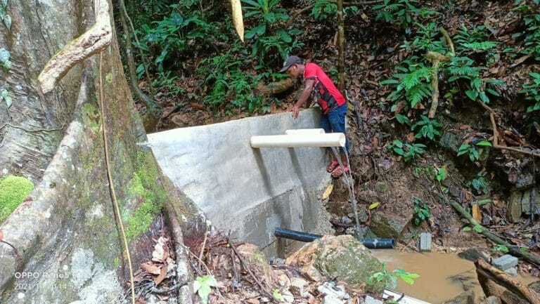 Tiada Sumber Air Bersih, MyFundAction Bina Empangan, Tangki Air Percuma