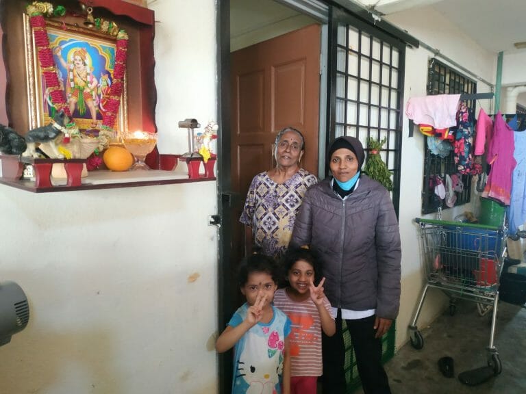 Ibu tunggal gigih sara empat anak dan ibu bapa berlainan agama